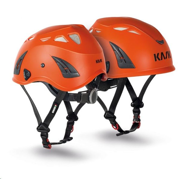 PLASMA AQ WITH VENTILATION AND CHINSTRAP - KASK